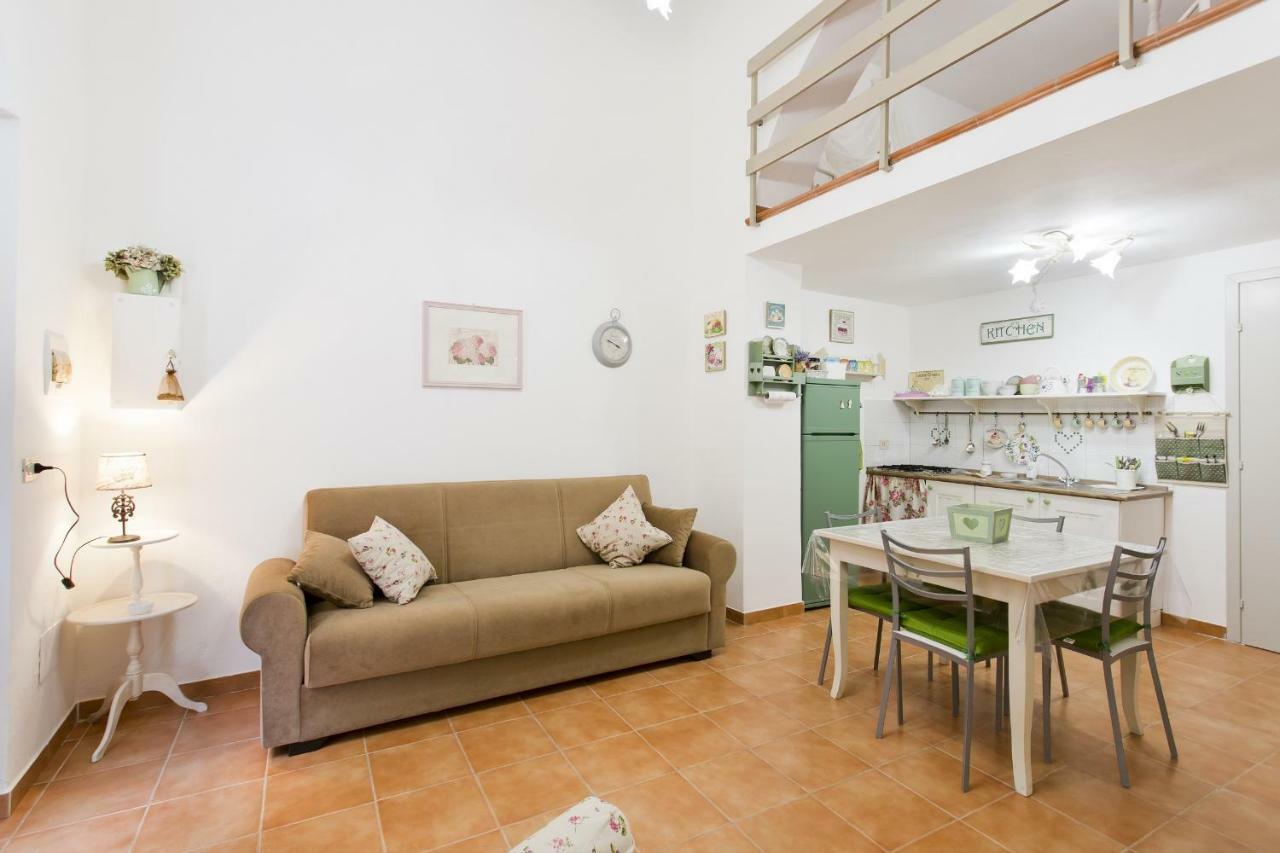 Little House Inside Capo'S Market Apartment Palermo Ngoại thất bức ảnh